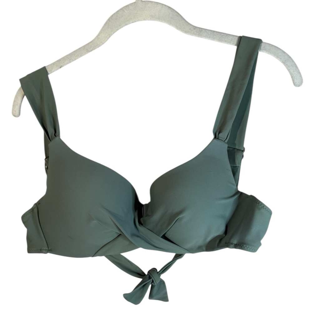 H2OH Colours  Bottom Size Small Top Sz D Olive Green